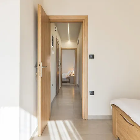 Aether By Halu! 2-bd 테살로니키