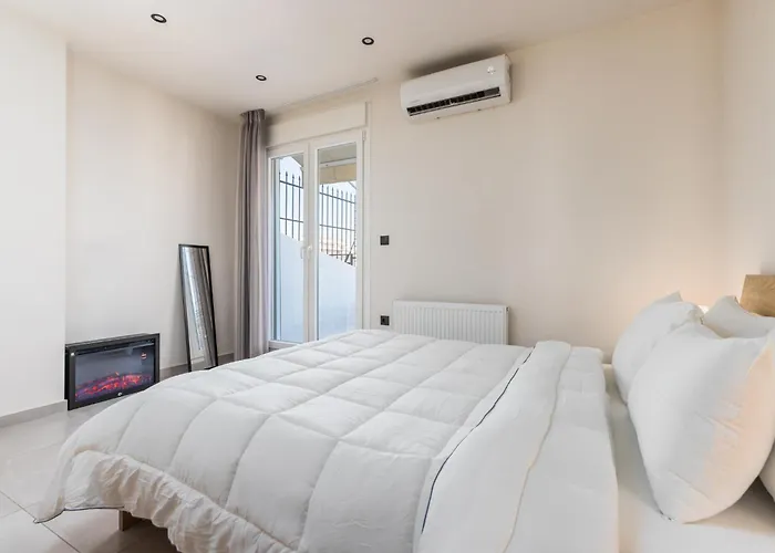 Aether By Halu! 2-bd סלוניקי